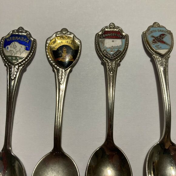 Vintage Collectible Souvenir Travel Spoons Assorted States USA Tourist Lot of 7 - Picture 5 of 8